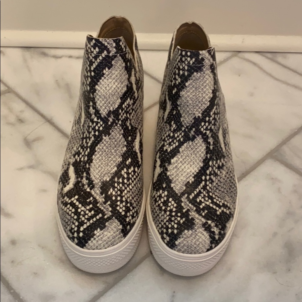 Steven Madden snake skin booties